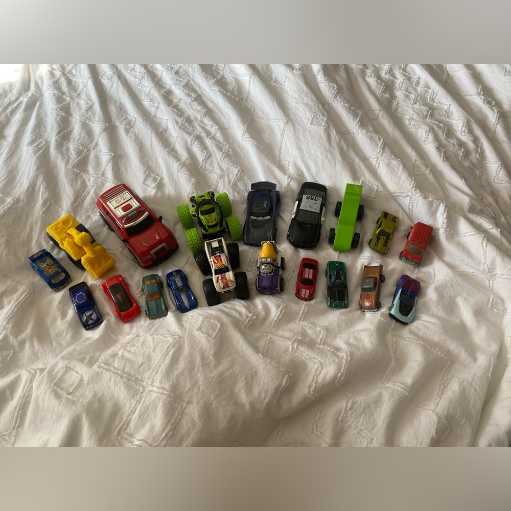 19 toy car bundle